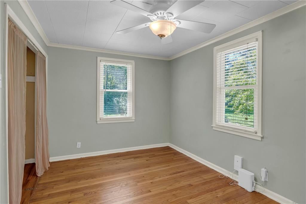 10916 Grandview Road — photo 15