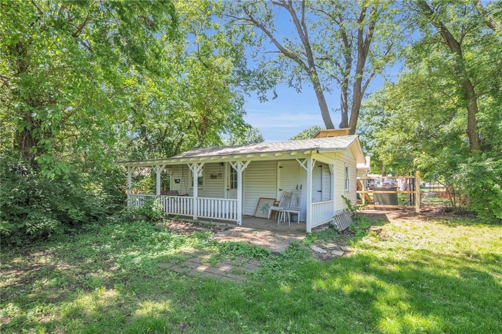 10916 Grandview Road — photo 34