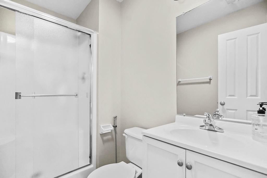 15820 Robinson Street — photo 14