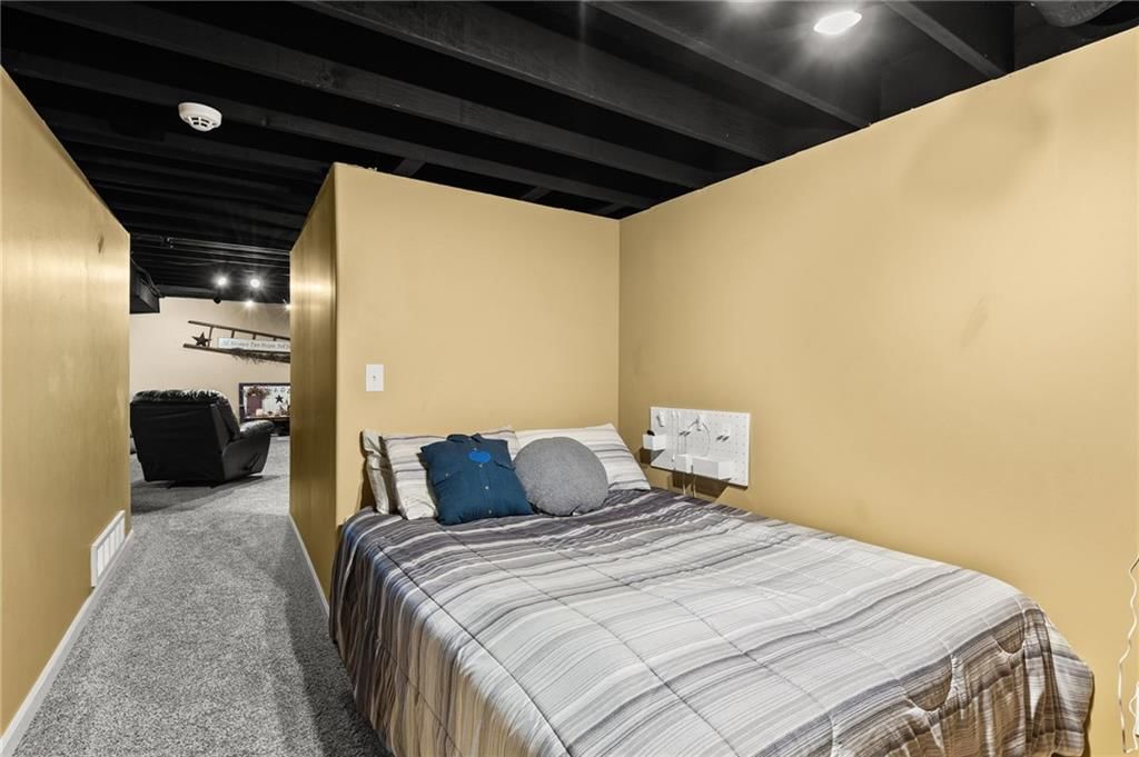 9820 N Donnelly Avenue — photo 44