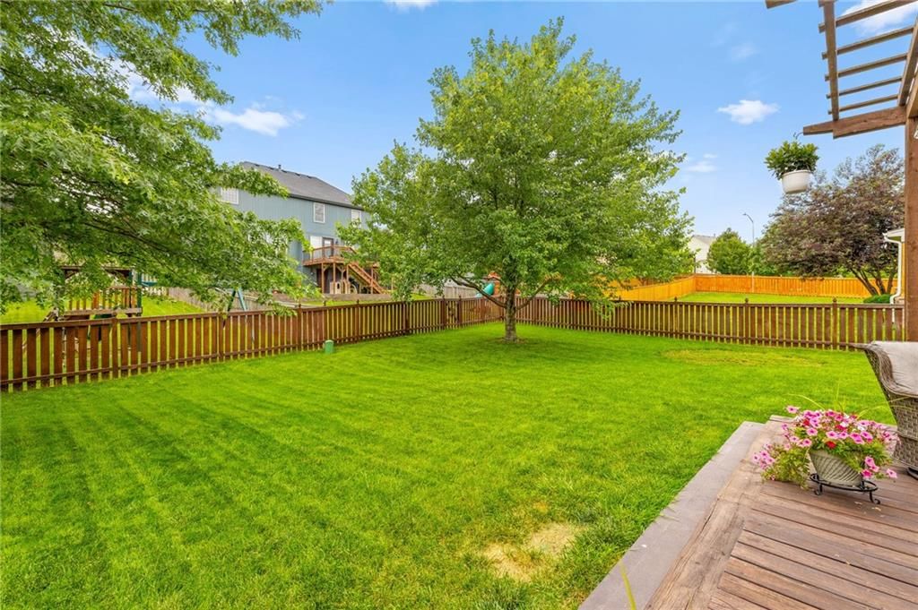 9820 N Donnelly Avenue — photo 47