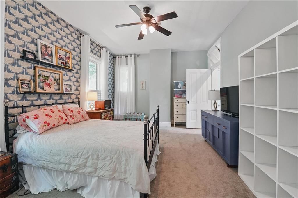 Photo 36 of 71 - 906 E Piankishaw Street