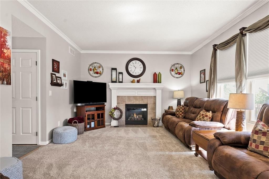 Photo 6 of 33 - 470 S Indian Wells Drive