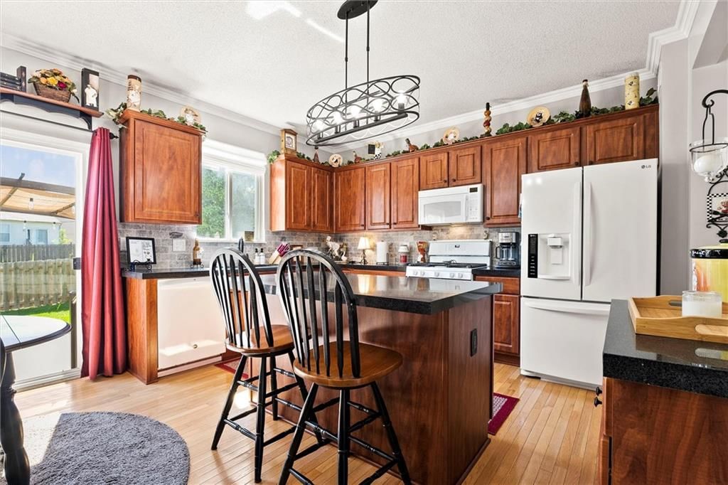 Photo 11 of 33 - 470 S Indian Wells Drive