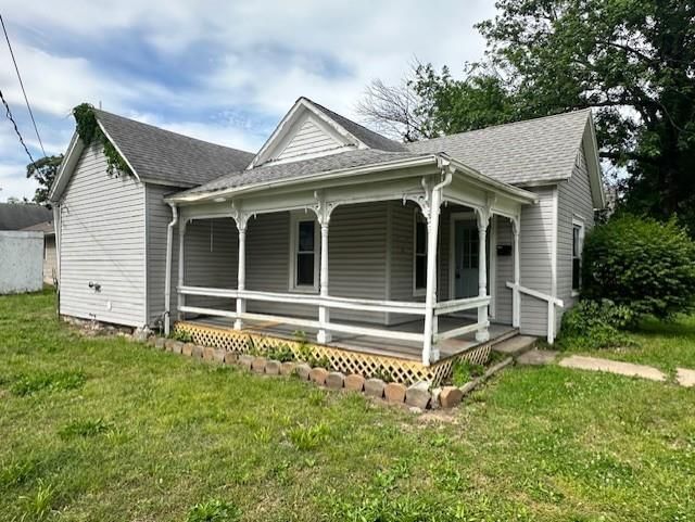 627 W Cherry Street — photo 2