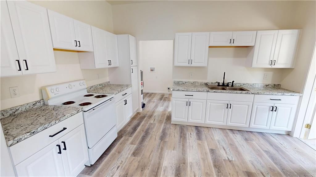 627 W Cherry Street — photo 8