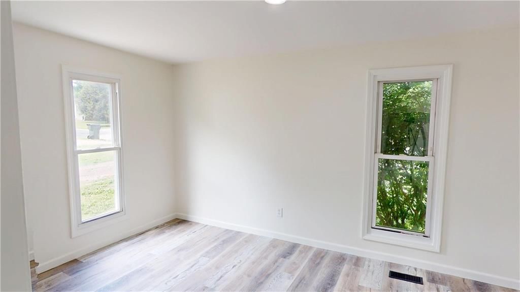 627 W Cherry Street — photo 11