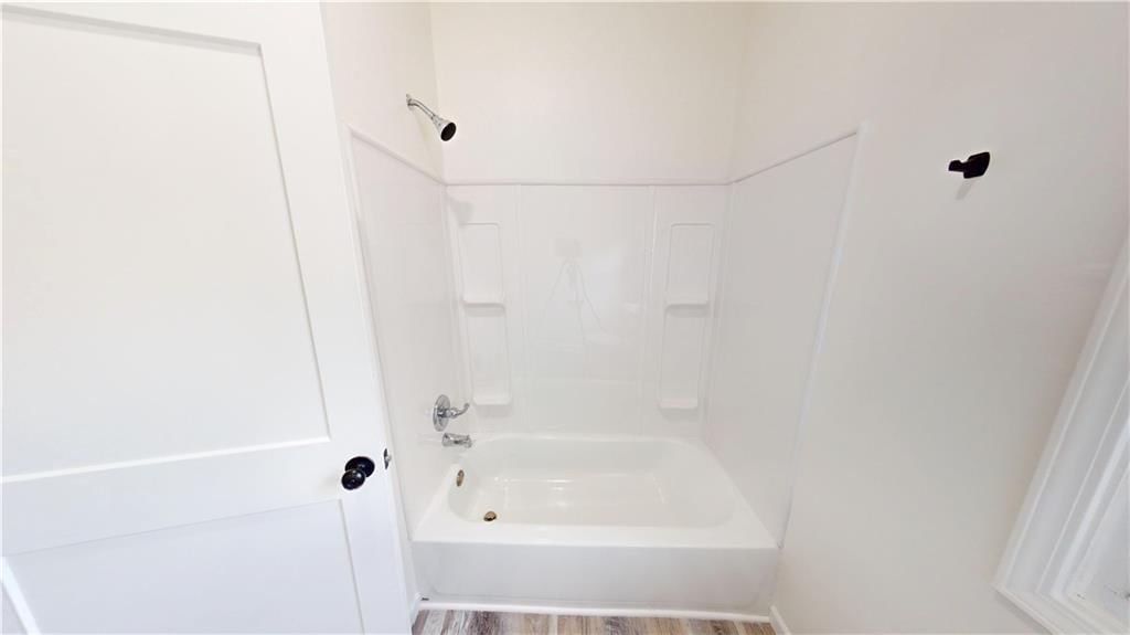 627 W Cherry Street — photo 16