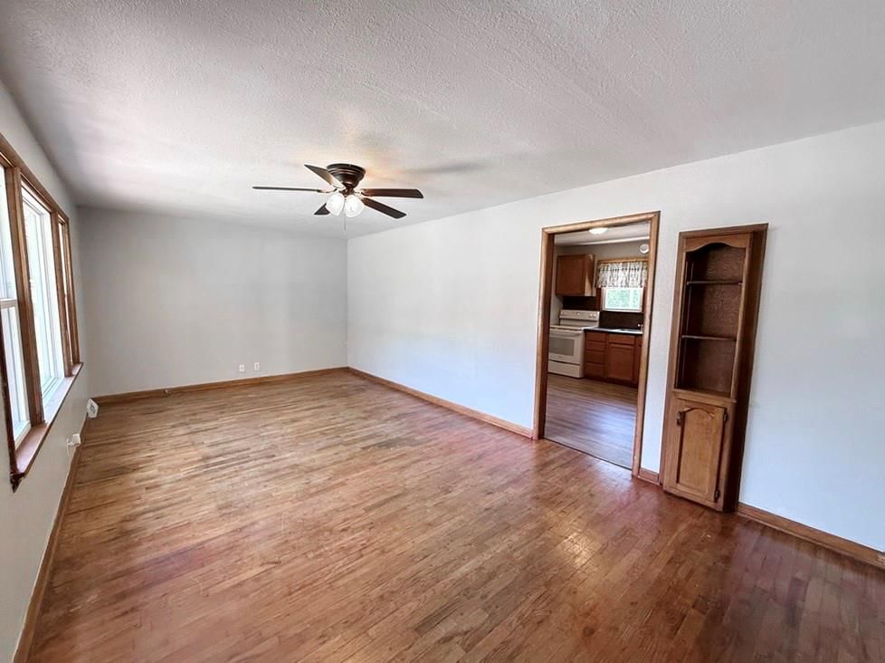 120 W Pine Street — photo 5