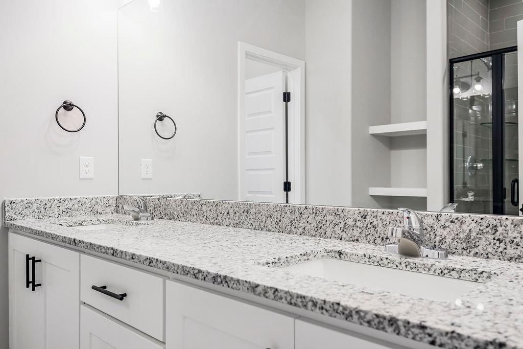 1348 N Holland Court — photo 12