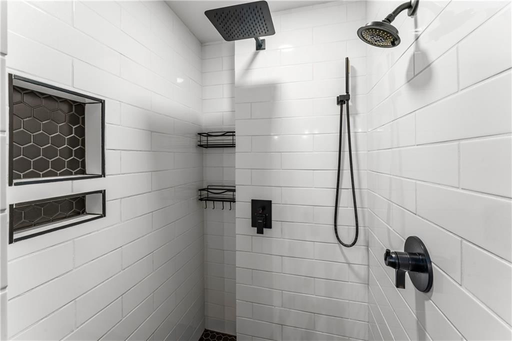 16350 W Briarwood Court — photo 23
