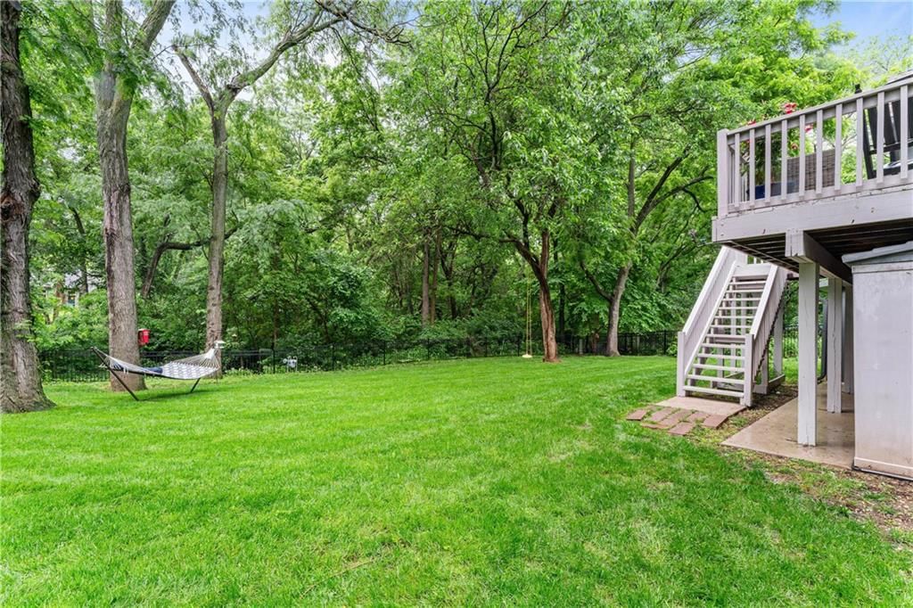 16350 W Briarwood Court — photo 49