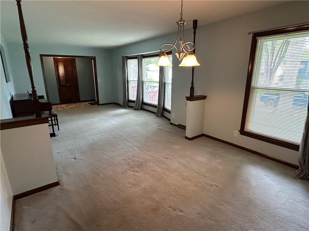 9820 Farley Lane — photo 6