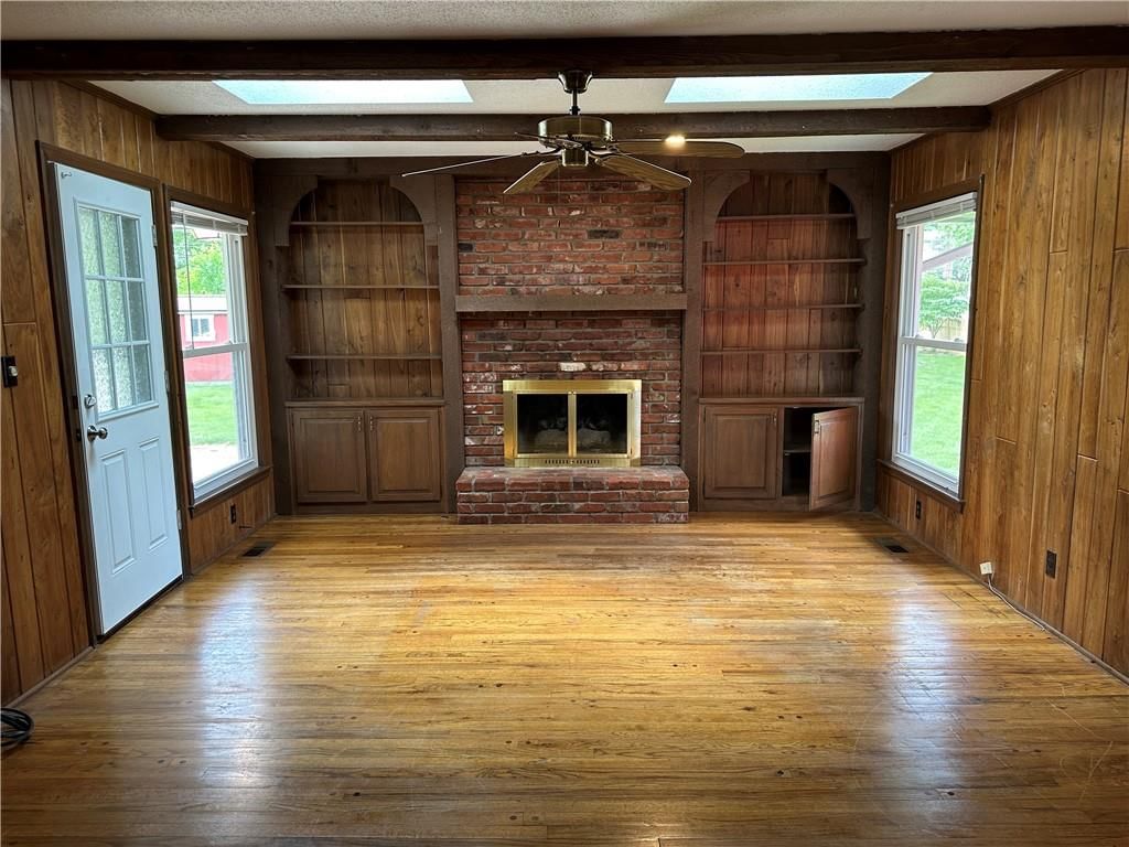 9820 Farley Lane — photo 14