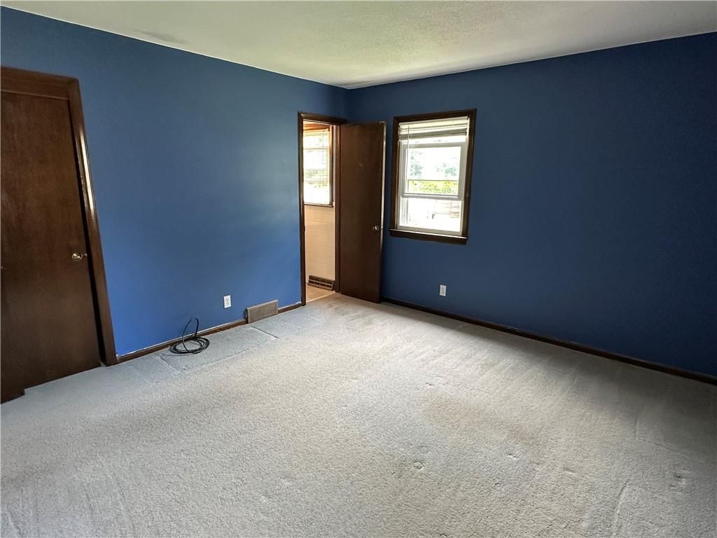 9820 Farley Lane — photo 24