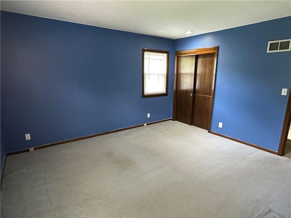 9820 Farley Lane — photo 25