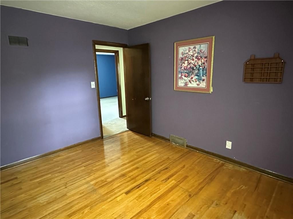 9820 Farley Lane — photo 30
