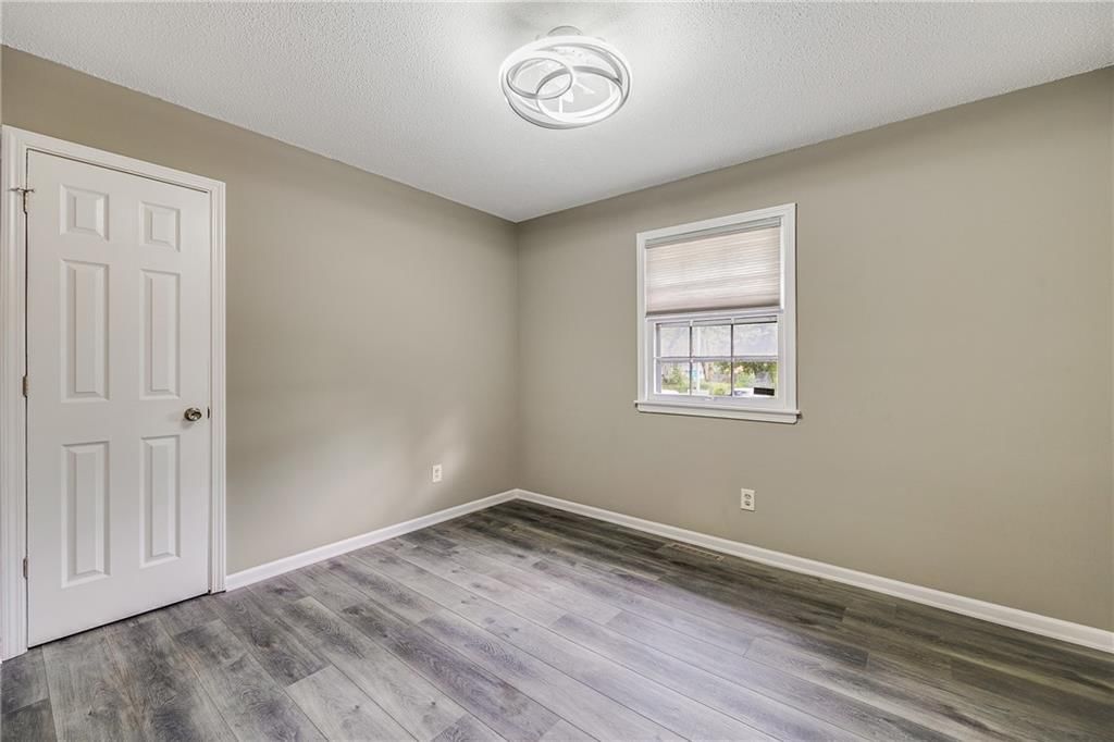 5912 E 98th Street — photo 10