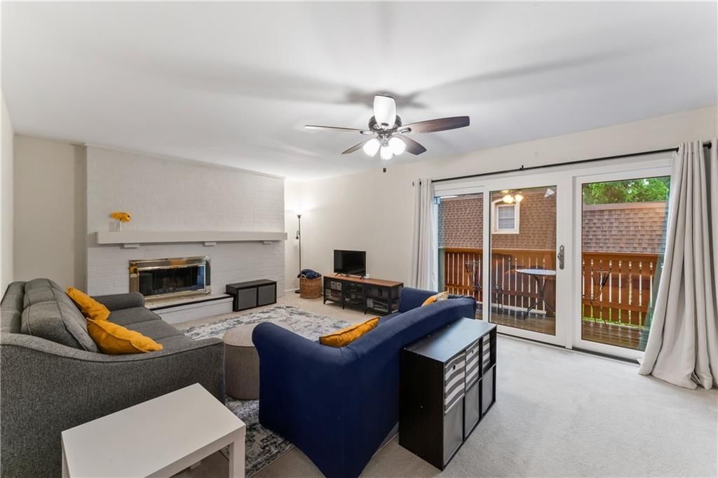 7616 W 59th Terrace — photo 4
