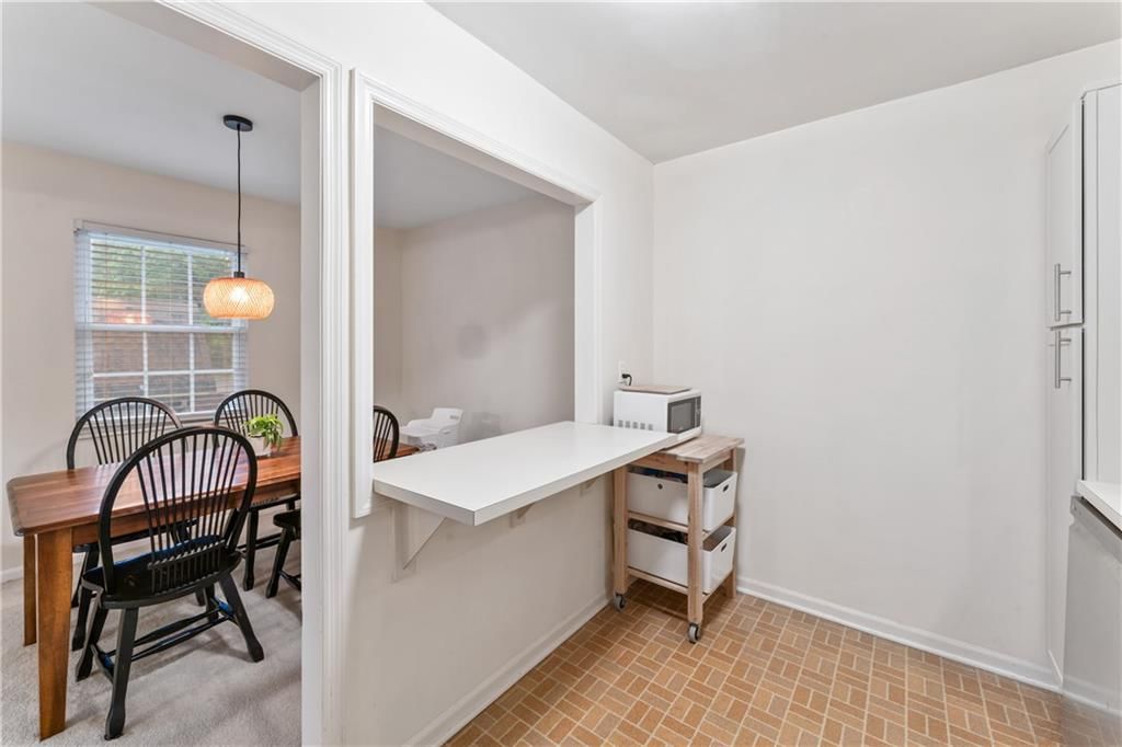 7616 W 59th Terrace — photo 10