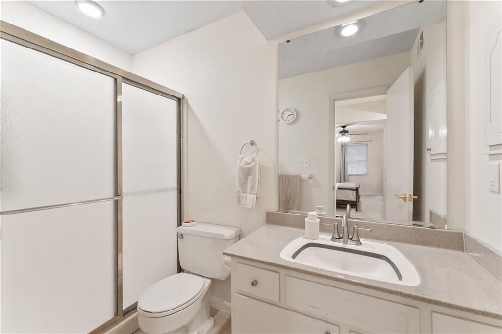 7616 W 59th Terrace — photo 18