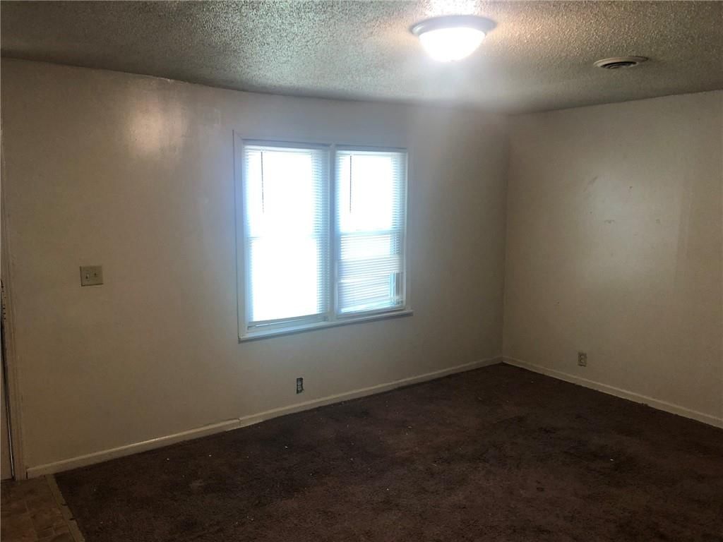 1313 S 45th Terrace — photo 5