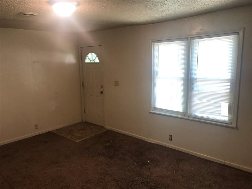 1313 S 45th Terrace — photo 6