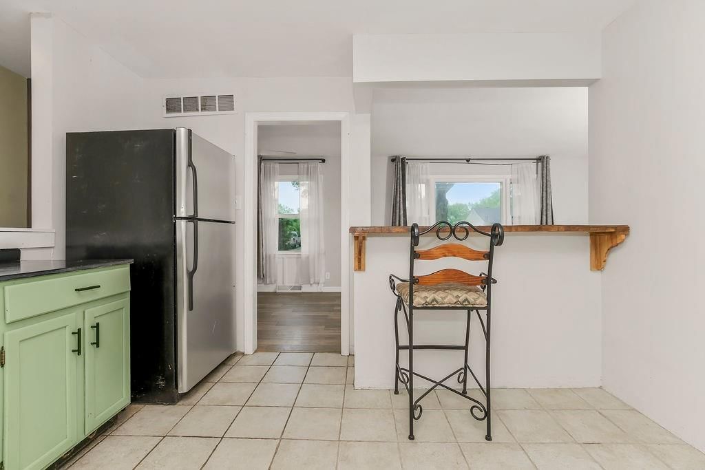 6504 N Harrison Street — photo 13