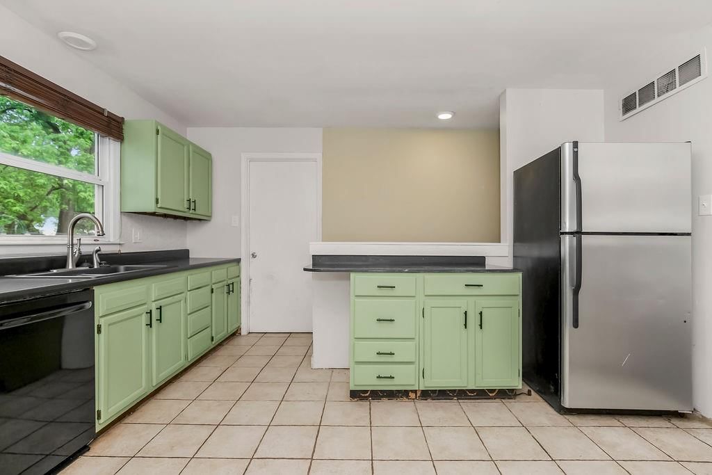 6504 N Harrison Street — photo 14