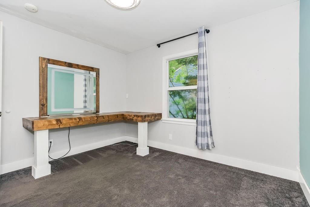 6504 N Harrison Street — photo 16
