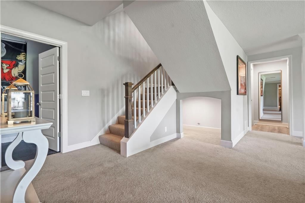 Photo 68 of 79 - 16133 Garnett Street