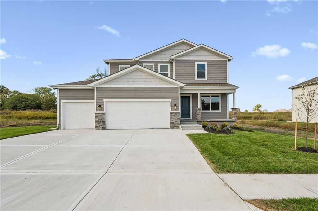 838 Reed Drive — photo 2