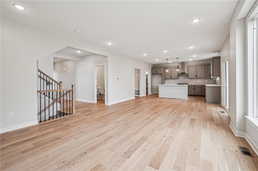 838 Reed Drive — photo 8