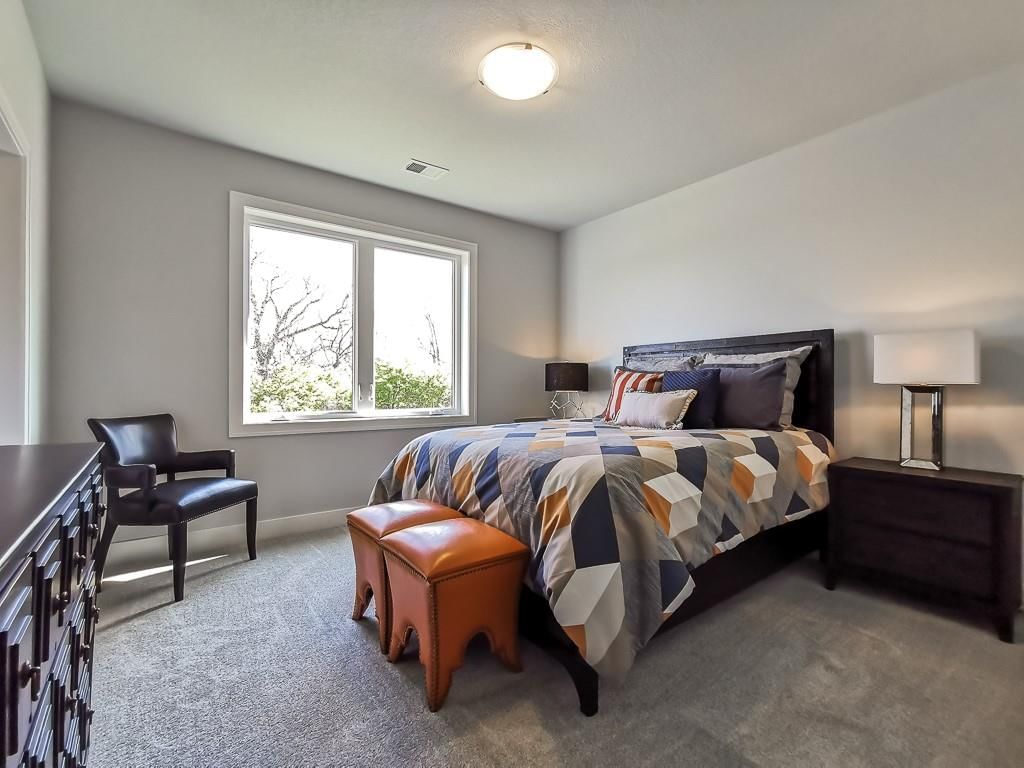 3248 W 133rd Terrace — photo 8