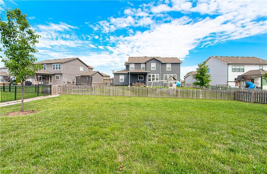 127 SE Briar Valley Lane — photo 27