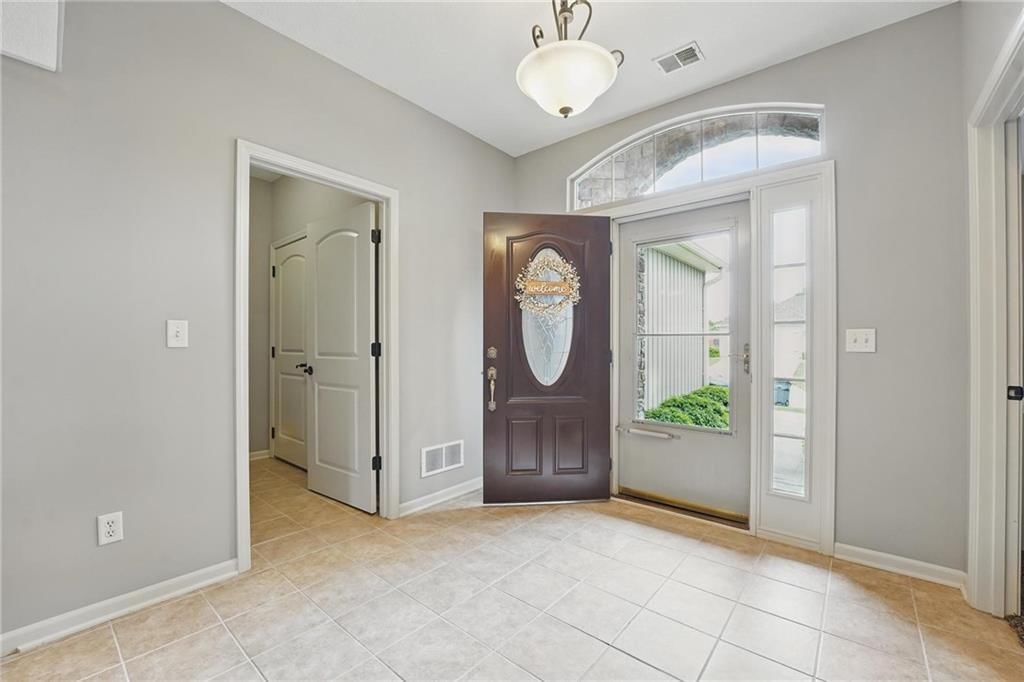 113 NW Michael Drive — photo 7
