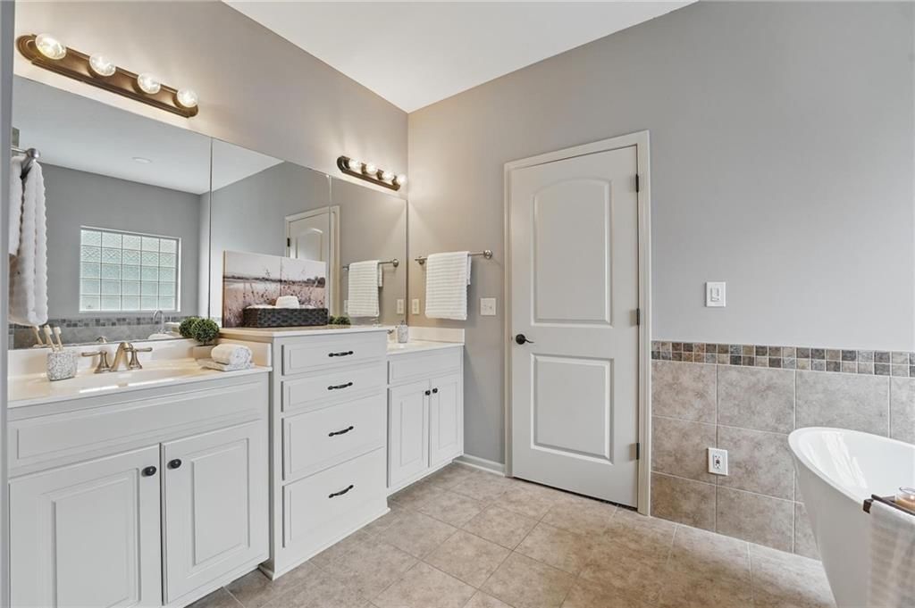 113 NW Michael Drive — photo 24