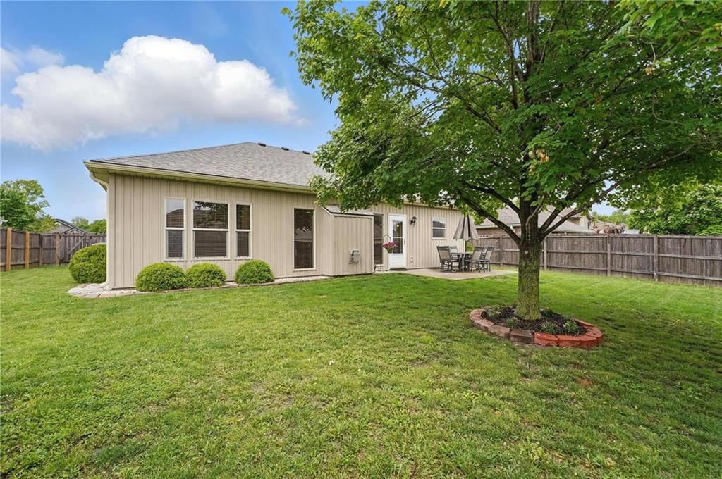 113 NW Michael Drive — photo 33