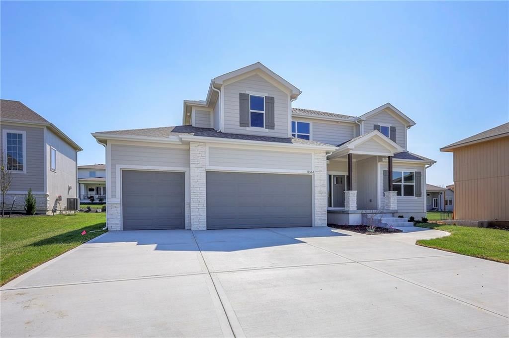 15443 W 171 Place, Olathe, KS