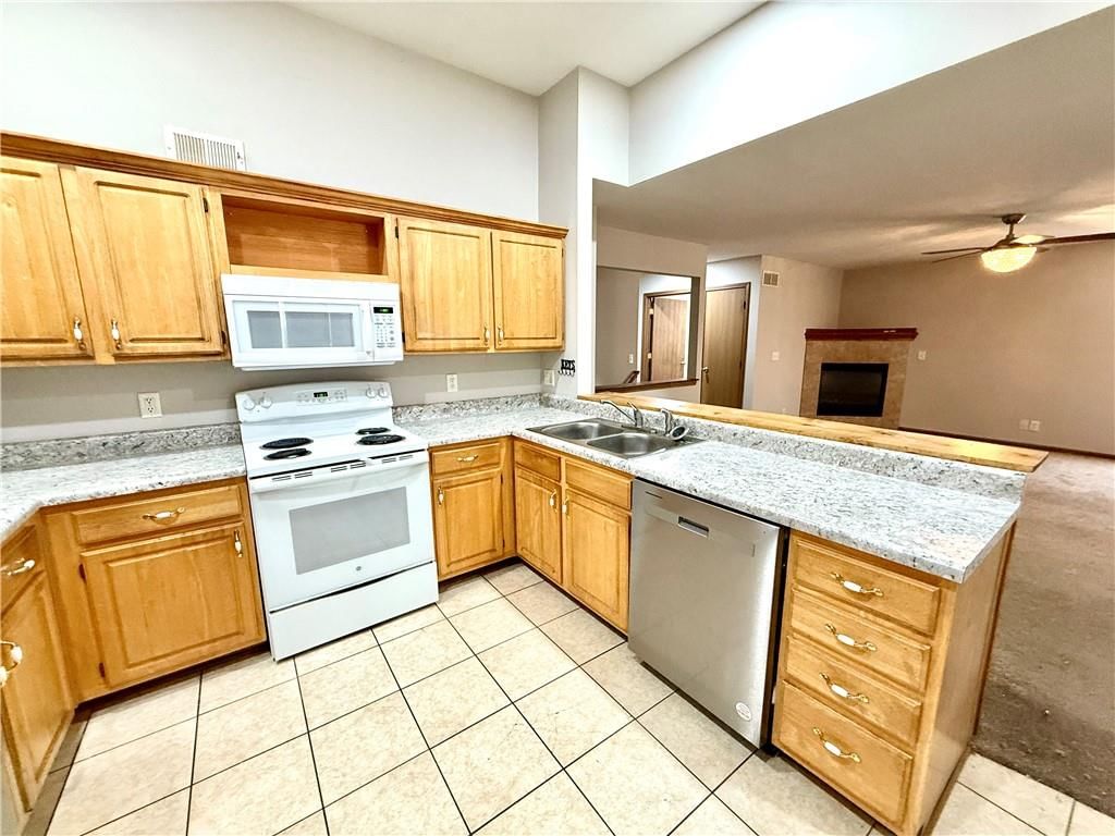 11909 E 85th Street — photo 5