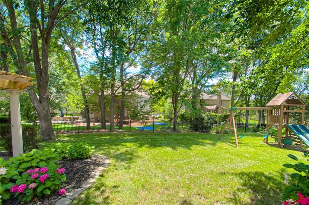 13125 Sherwood Street — photo 46
