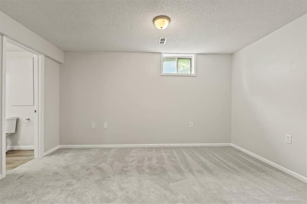 10118 E 220th Street — photo 23