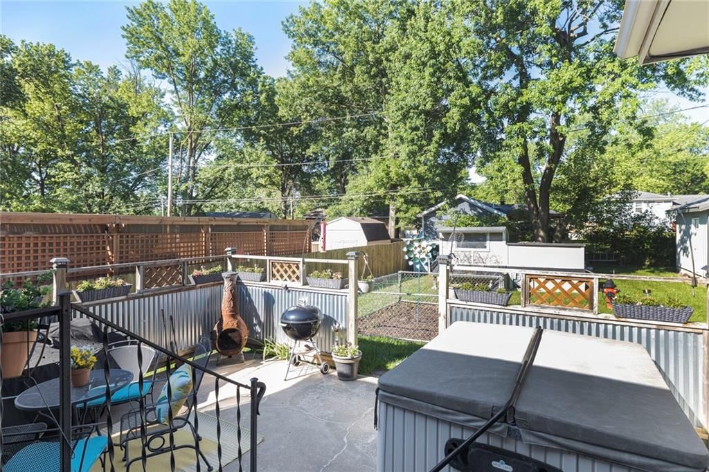5533 NE 58Th Street — photo 10