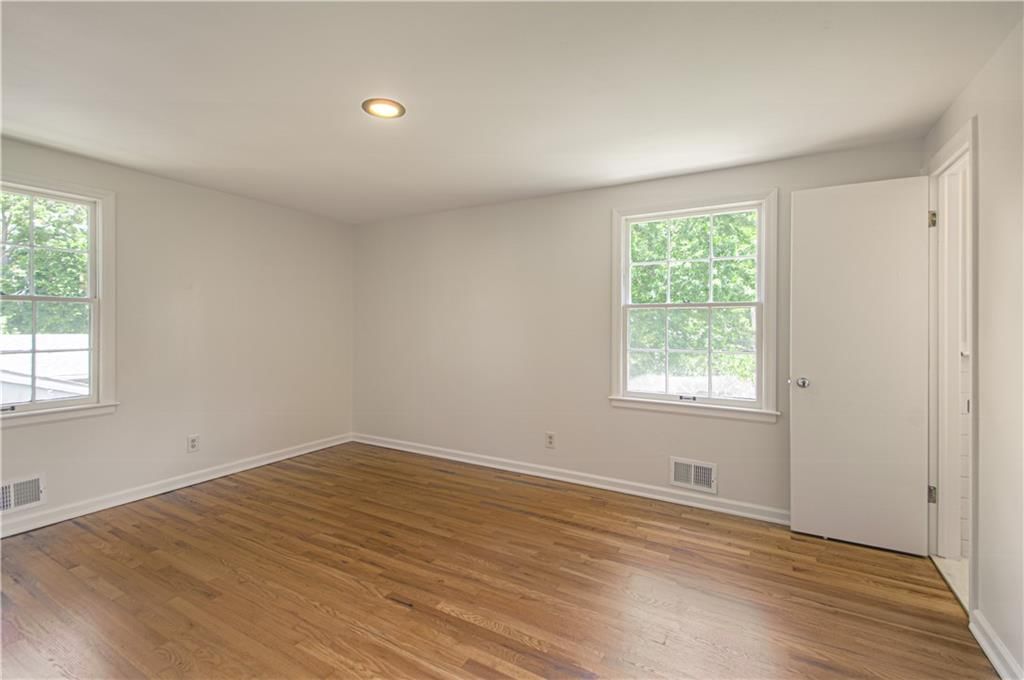 7801 Colonial Drive — photo 13