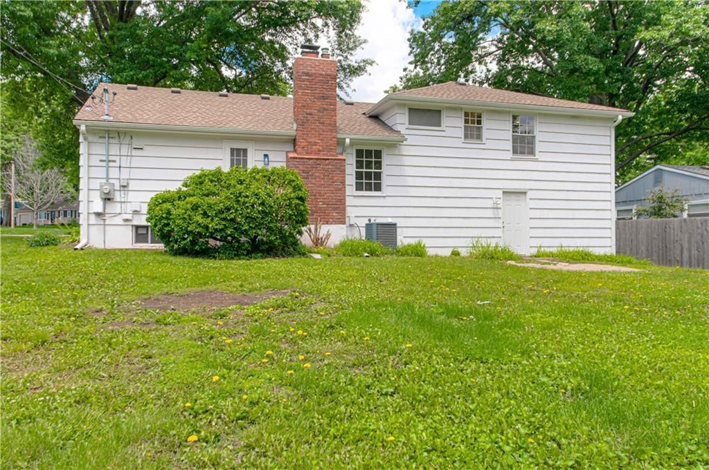 7801 Colonial Drive — photo 31