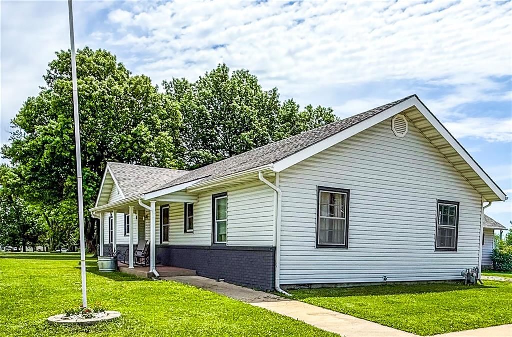 706 E Centennial Drive — photo 3