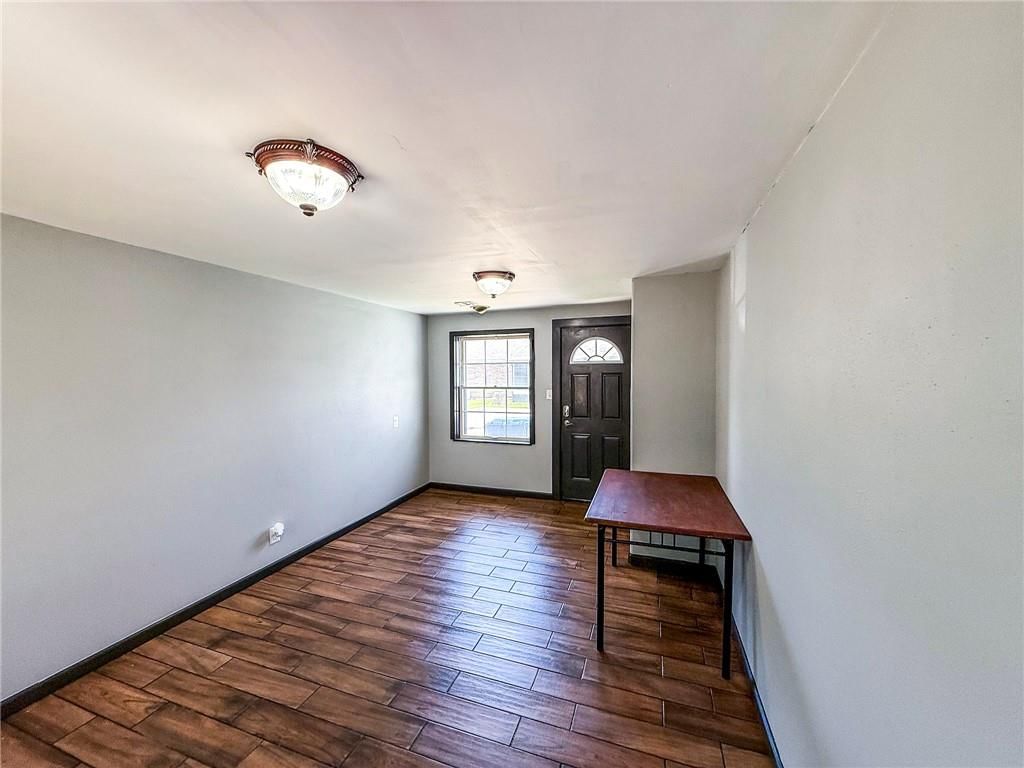 706 E Centennial Drive — photo 4