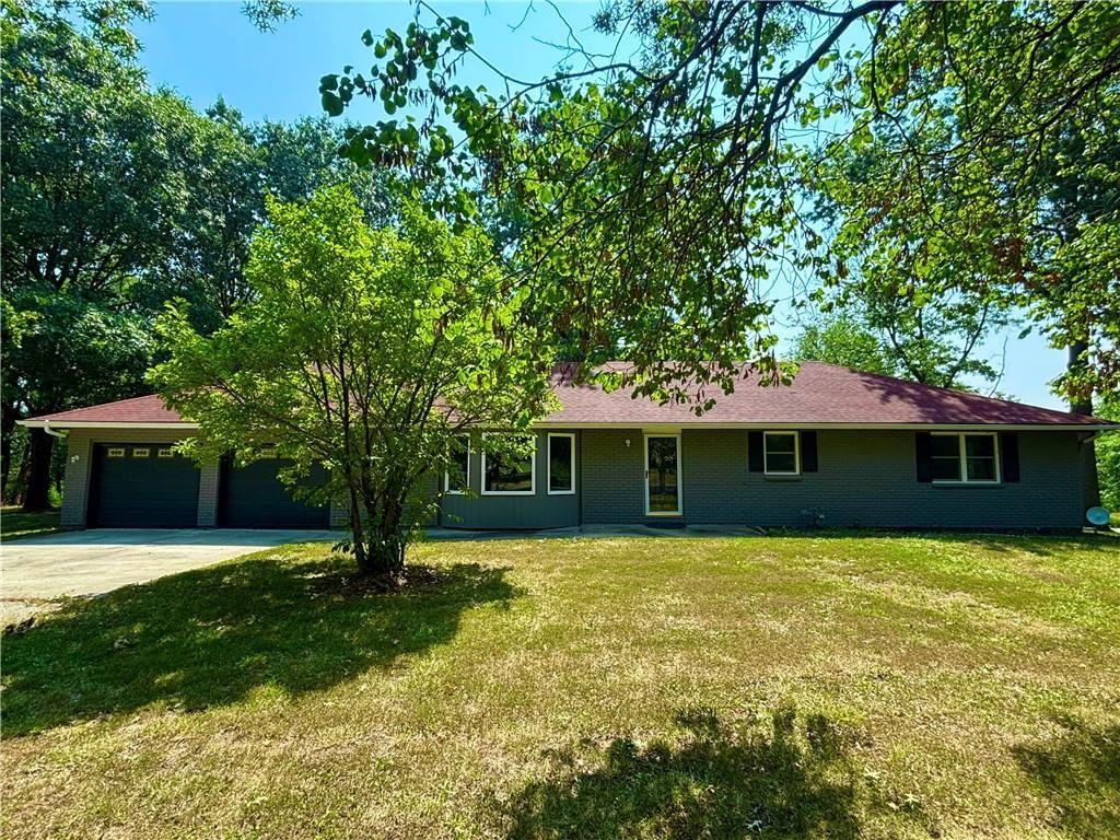 2081 Willow Lane, Excelsior Springs, MO