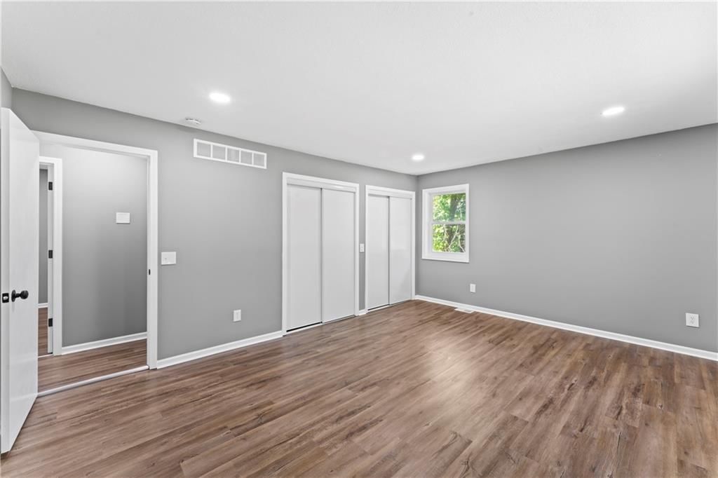 2081 Willow Lane — photo 17