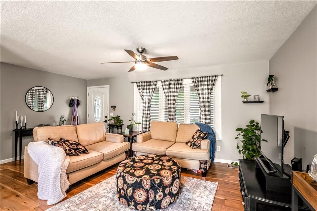 7041 Garnett Street — photo 6